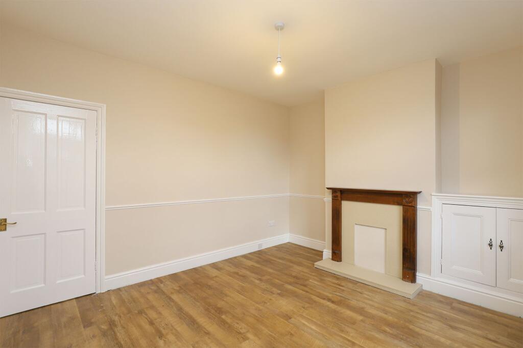 House in Chesterfield, Spital - More
