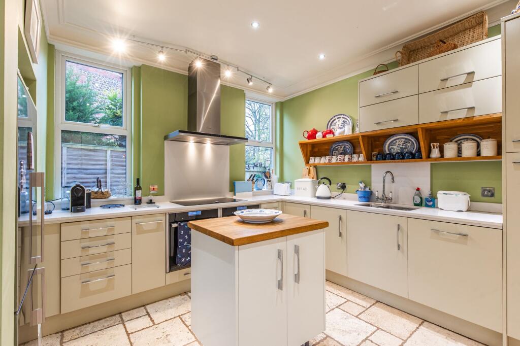 House in Peterborough - View 3