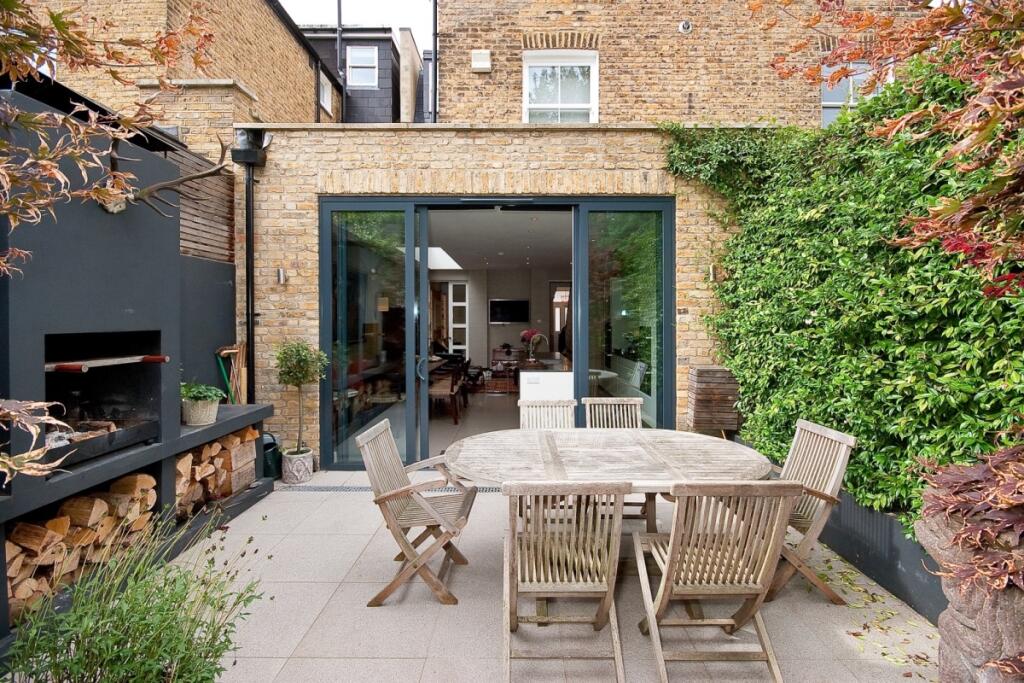 Main image of property: Devereux Road, London, SW11