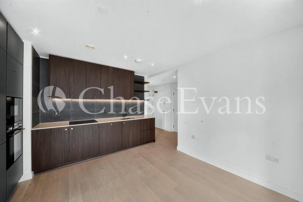 Apartment in London - View 5