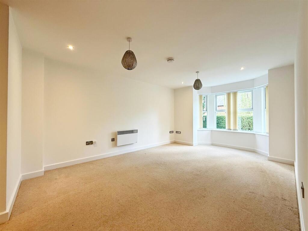 Apartment in Shrewsbury, Mountfields, Copthorne - View 2