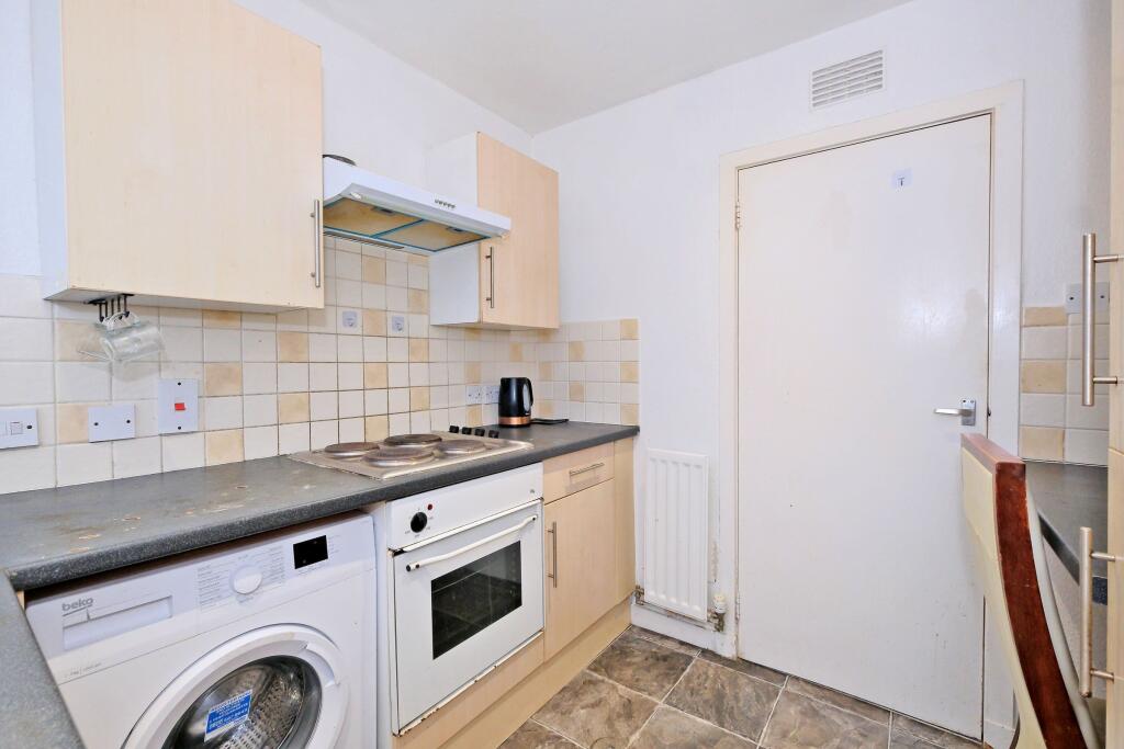 Flat 5 , 9 Seaton Place, Aberdeen photo 5