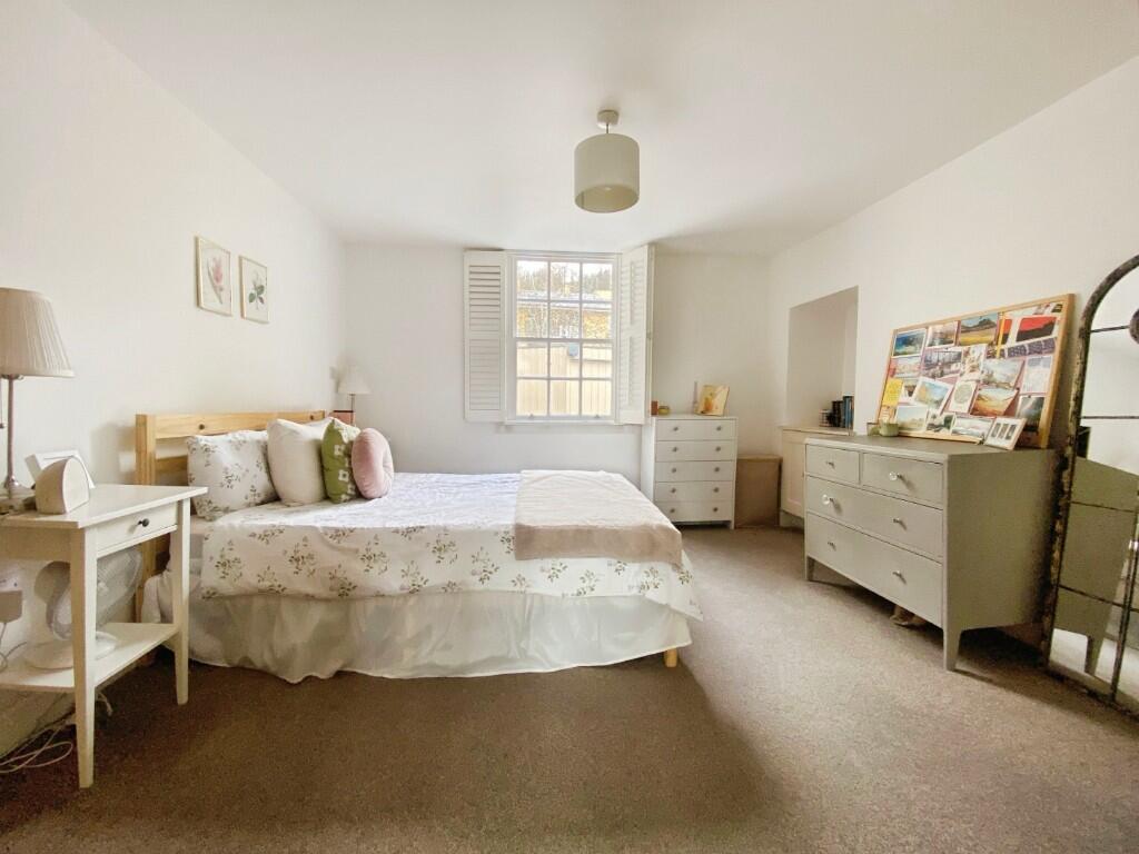 Apartment in Bath - More