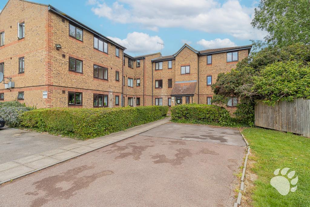Main image of property: Chestnut Road, Basildon, SS16