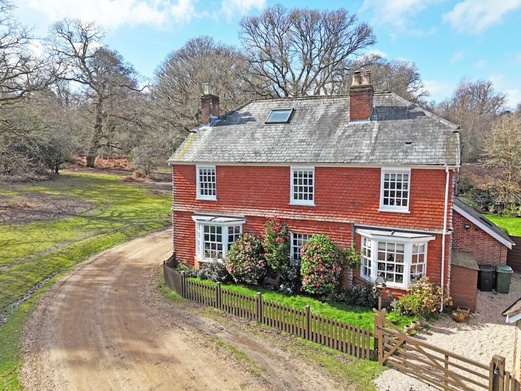 Main image of property: Allum Green, Lyndhurst, SO43