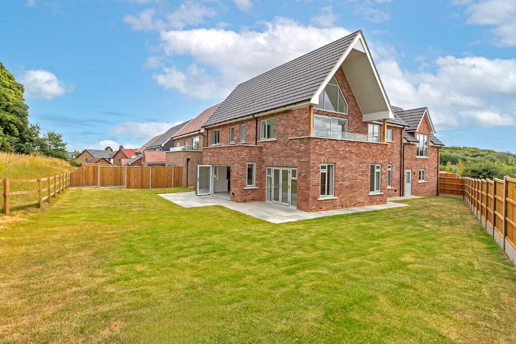 Main image of property: CHEQUER TREE WAY,
Maulden,
MK45 2PW