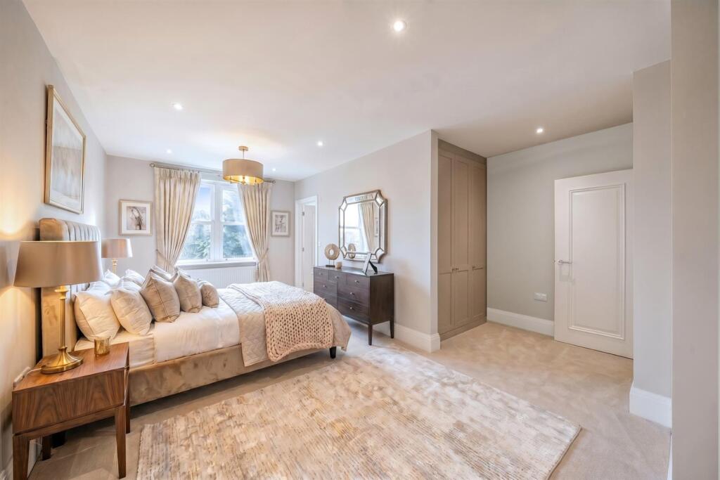 Bilbrooke Gardens, Whetstone photo 4