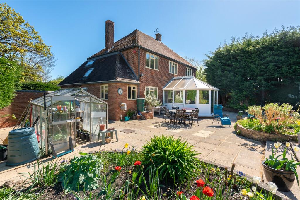46, Linford Lane photo 4
