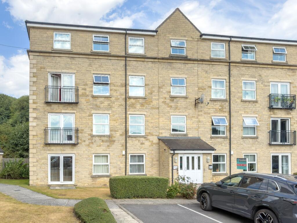 Main image of property: Yarn Court, Bailiff Bridge, HD6 4FS