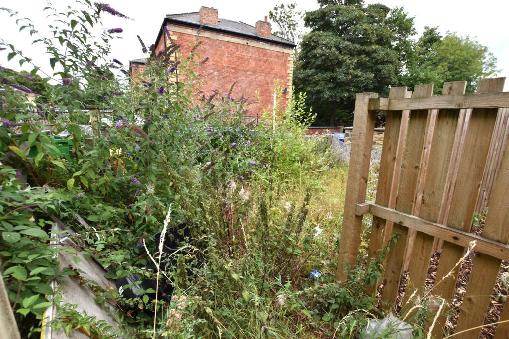 1a Back Newton Grove, Leeds, West Yorkshire - View 4