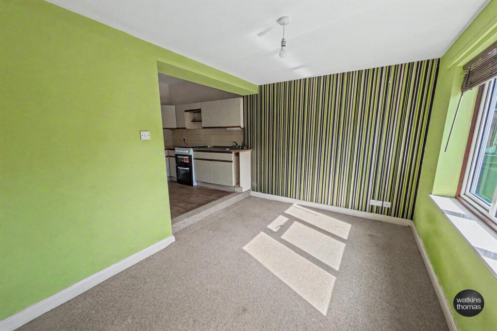 House in Hereford, Hunderton - More