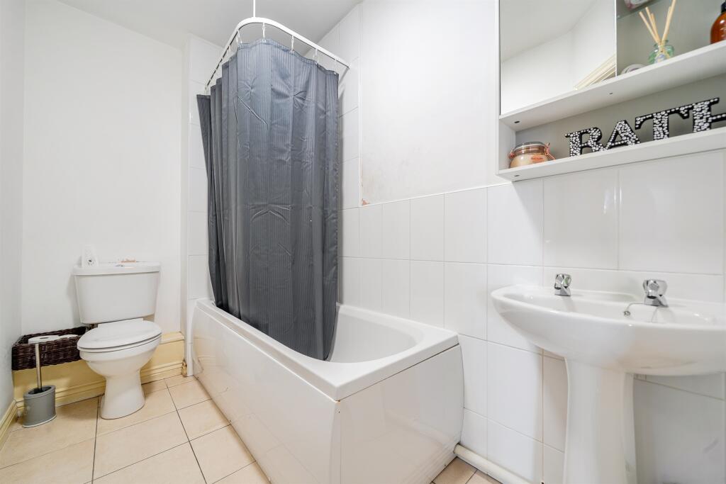 Apartment in Derby - More