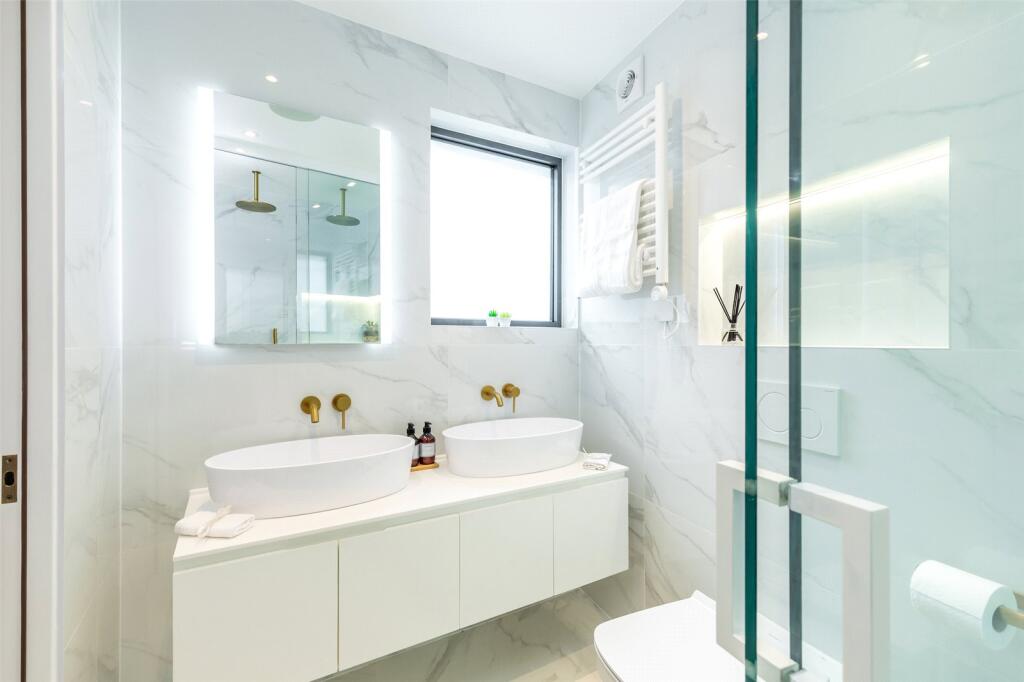 Apartment in London, Royal Borough of Kensington and Chelsea - View 4