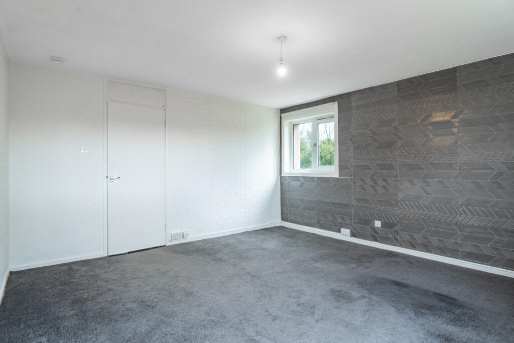 Apartment in Inverness, Raigmore Estate, Raigmore - View 3