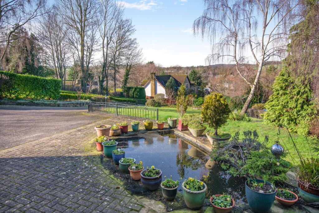 Collingham, Crabtree Hill, LS22 photo 4