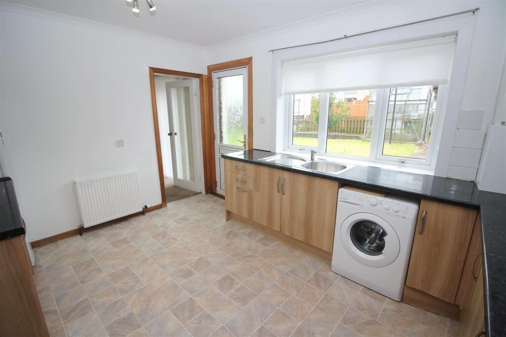House in Port Glasgow, Slaemuir - View 5