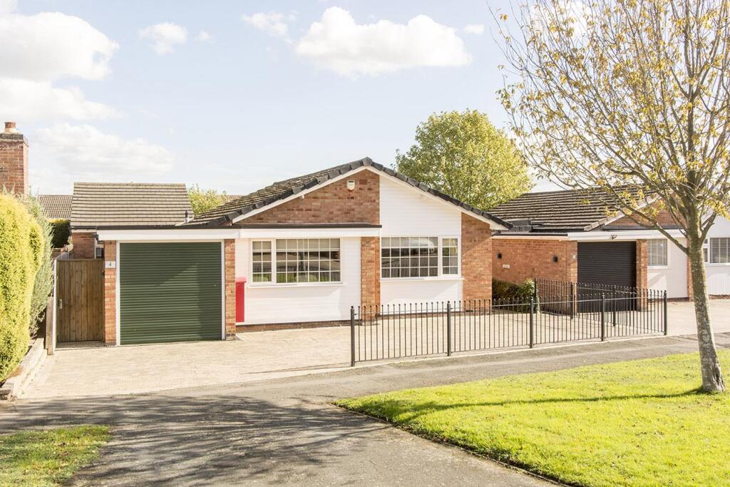 3-bed detached on The Paddock, Kibworth, Leicester, £475,000