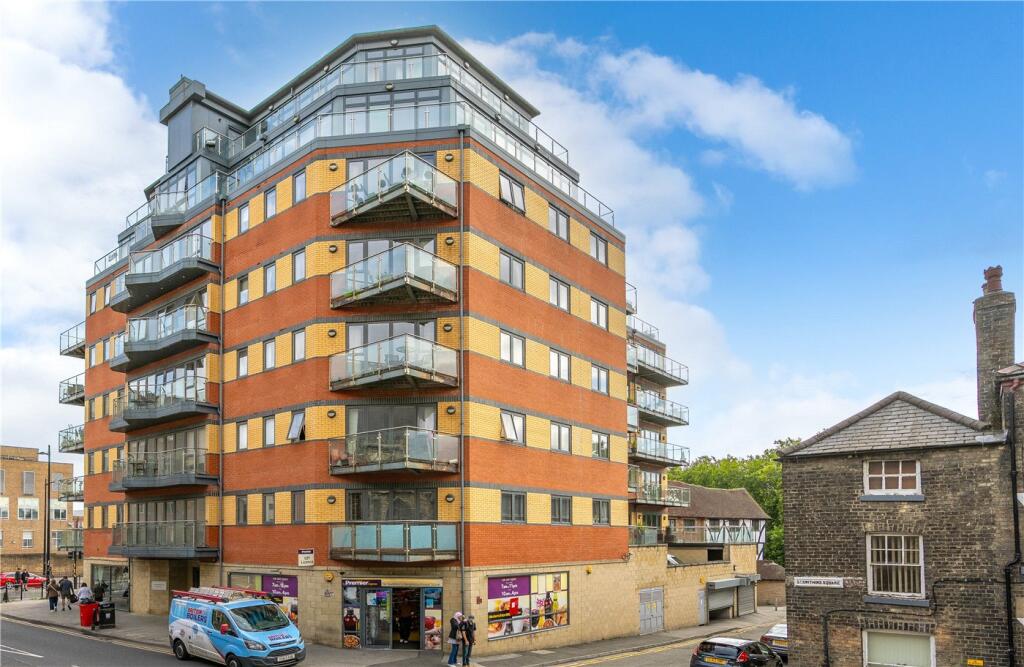 Main image of property: St. Swithins Square, Lincoln, Lincolnshire, LN2