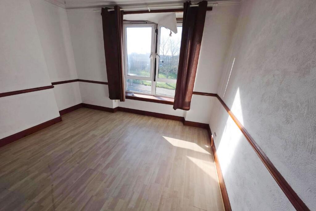 Additional image 4 of 72A, Hutcheon Street (Eastmost FFF), Aberdeen, AB253TB