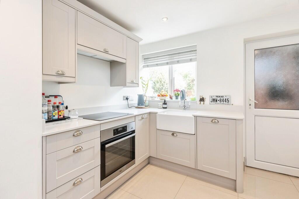 Springfield Road, Repton photo 3