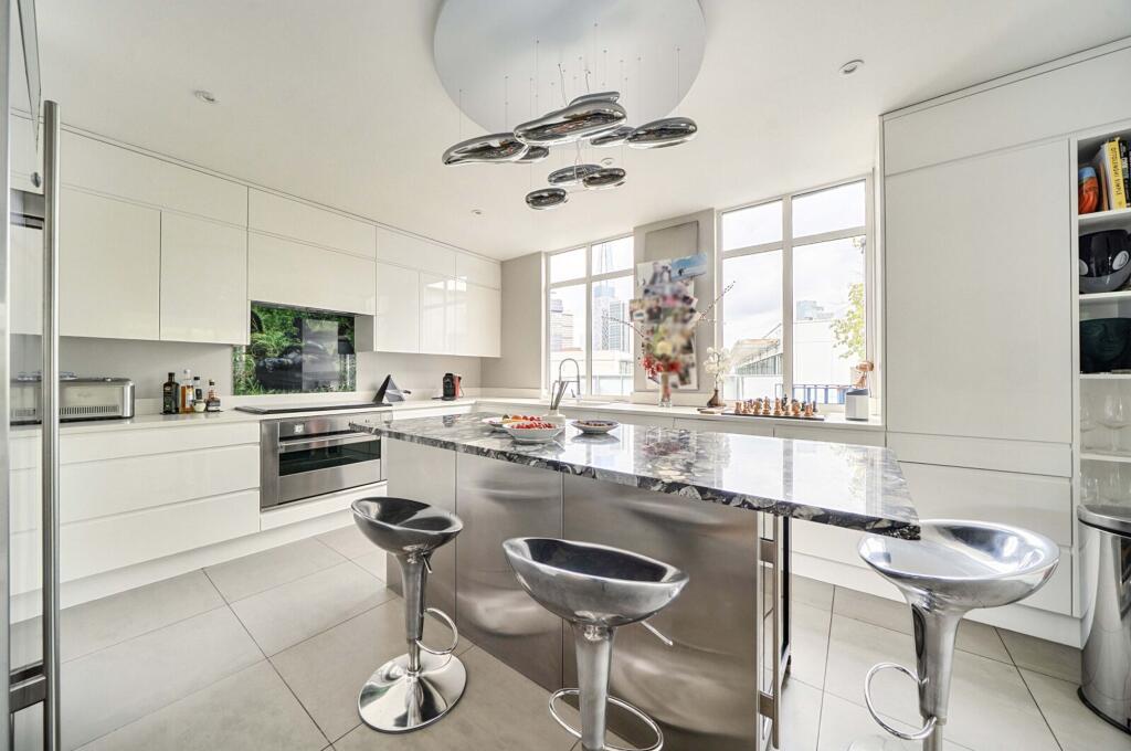 Apartment in London - View 5