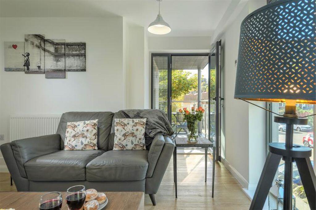 Apartment in Newcastle upon Tyne - View 5
