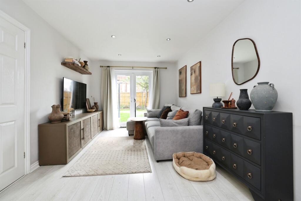 House in Salisbury, Laverstock - View 4