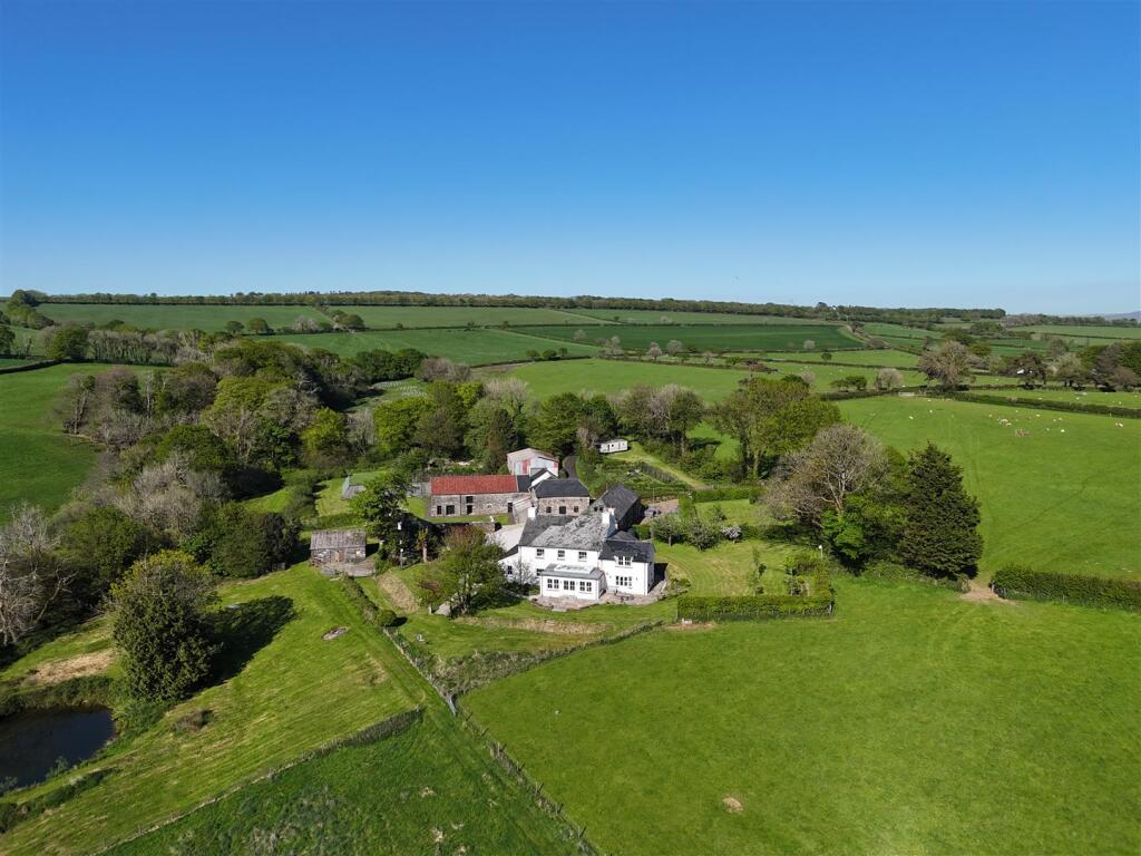 House in West Devon, Lamerton - View 2