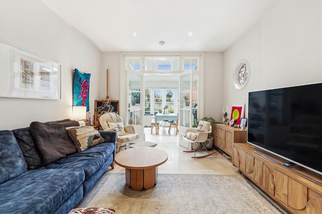 Main image of property: Kingston Road, Wimbledon Chase, London, SW20 8JX