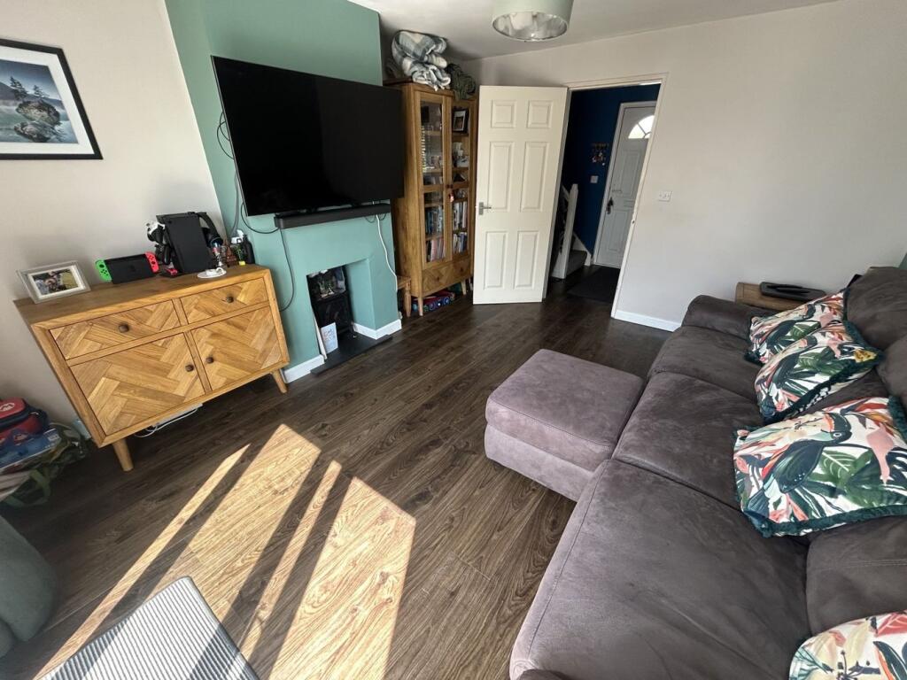 Coryton Close, Brecon, LD3 photo 3