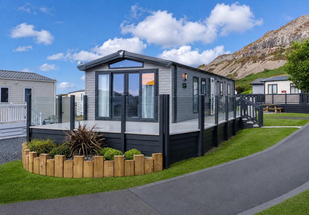 Main image of property: Nefyn, Pwllheli, LL53