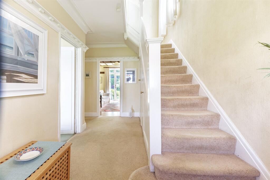 House in Cardiff, Lakeside, Cyncoed - View 6