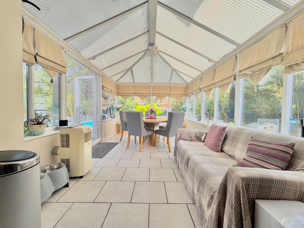 House in Fareham, Whiteley, Locks Heath - View 2