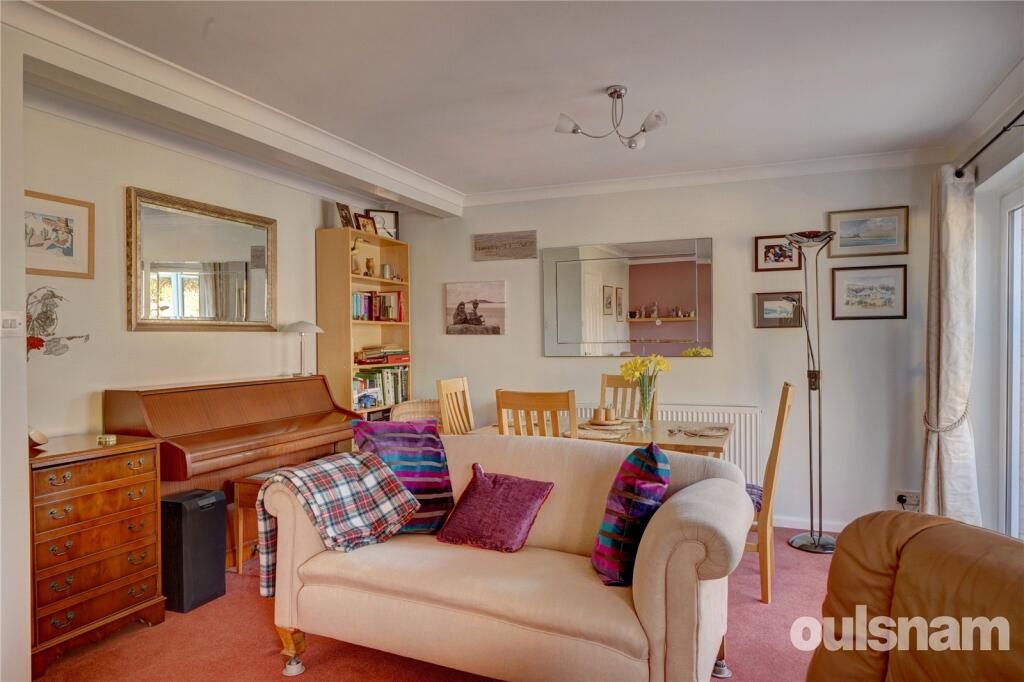 7 ORCHARD RISE photo 4