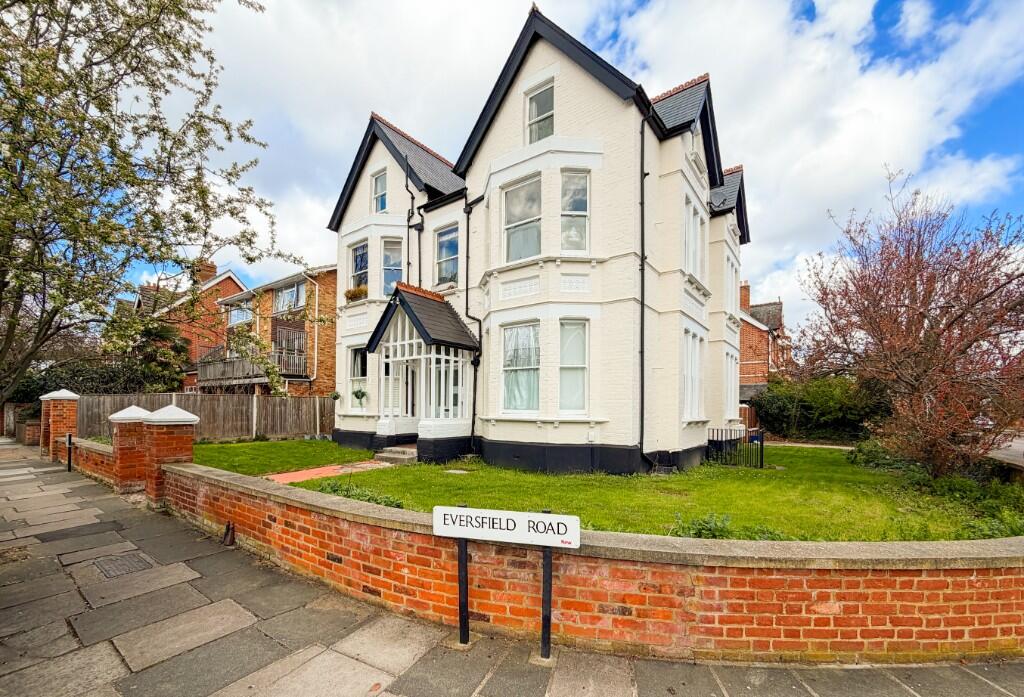 Main image of property: Eversfield Road, London, TW9 2AP
