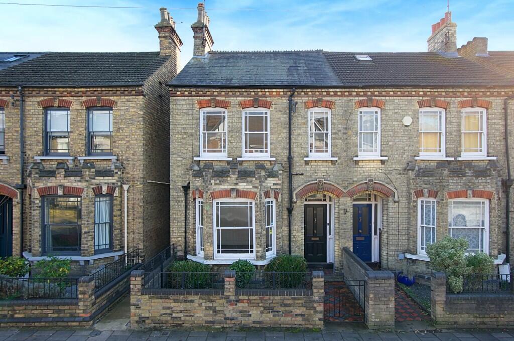 Main image of property: Castle Road | Bedford | Beds | MK40 | south facing plot