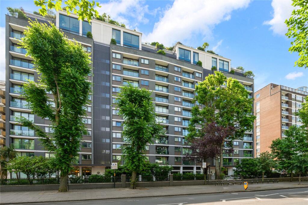 3-bed flat on Lords View One, St. Johns Wood Road, London, NW8, £995,000