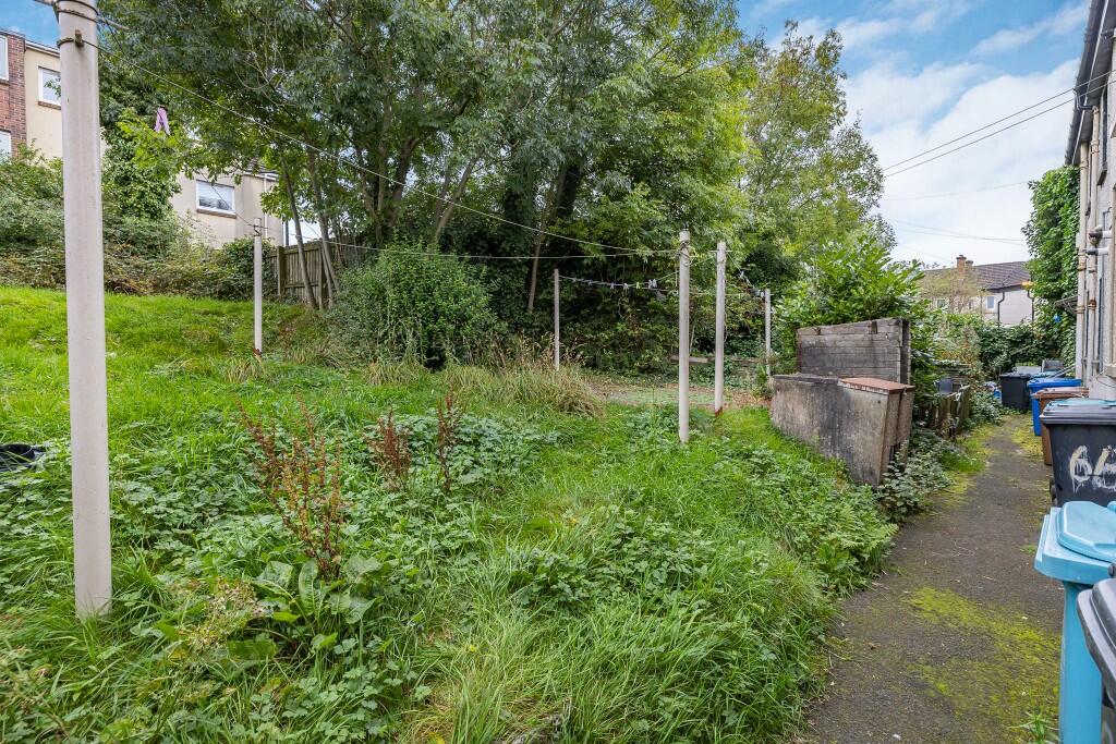 West Kirk Street, Airdrie, ML6 0BW - 14