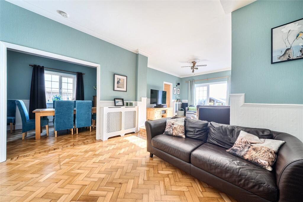 House in London - View 5