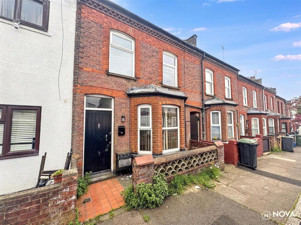 Main image of property: Talbot Road, Luton