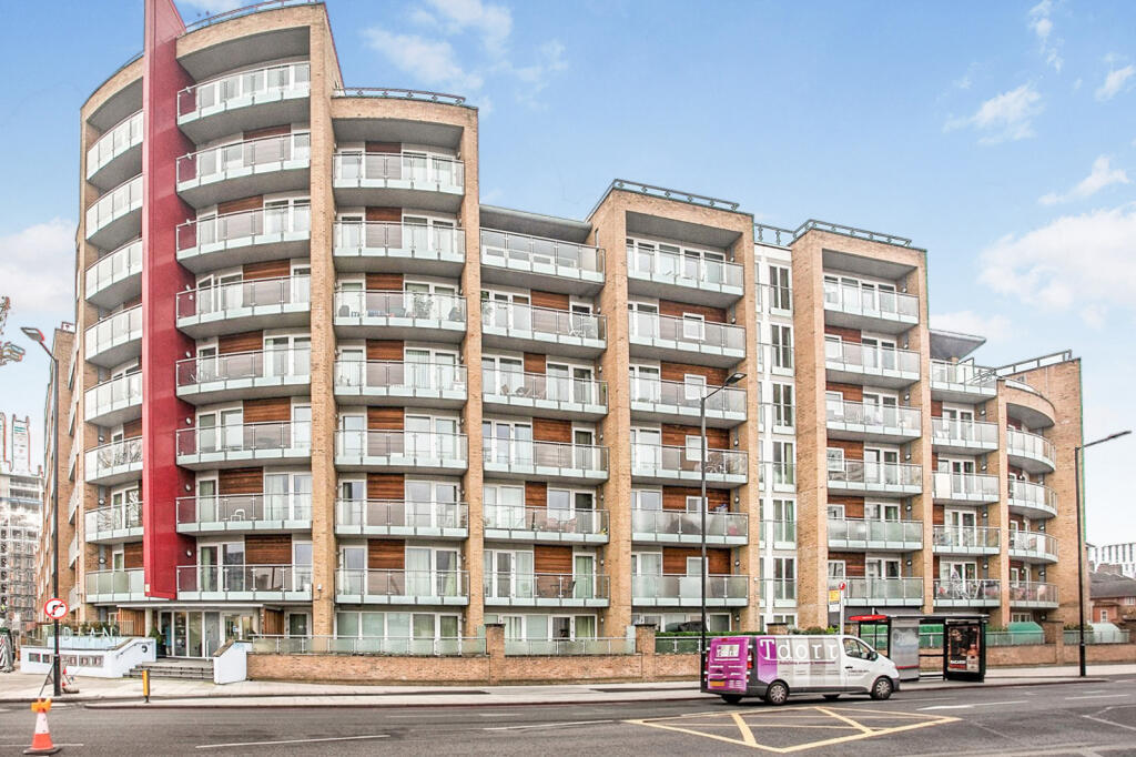 Main image of property: Battersea Park Road, London, SW8