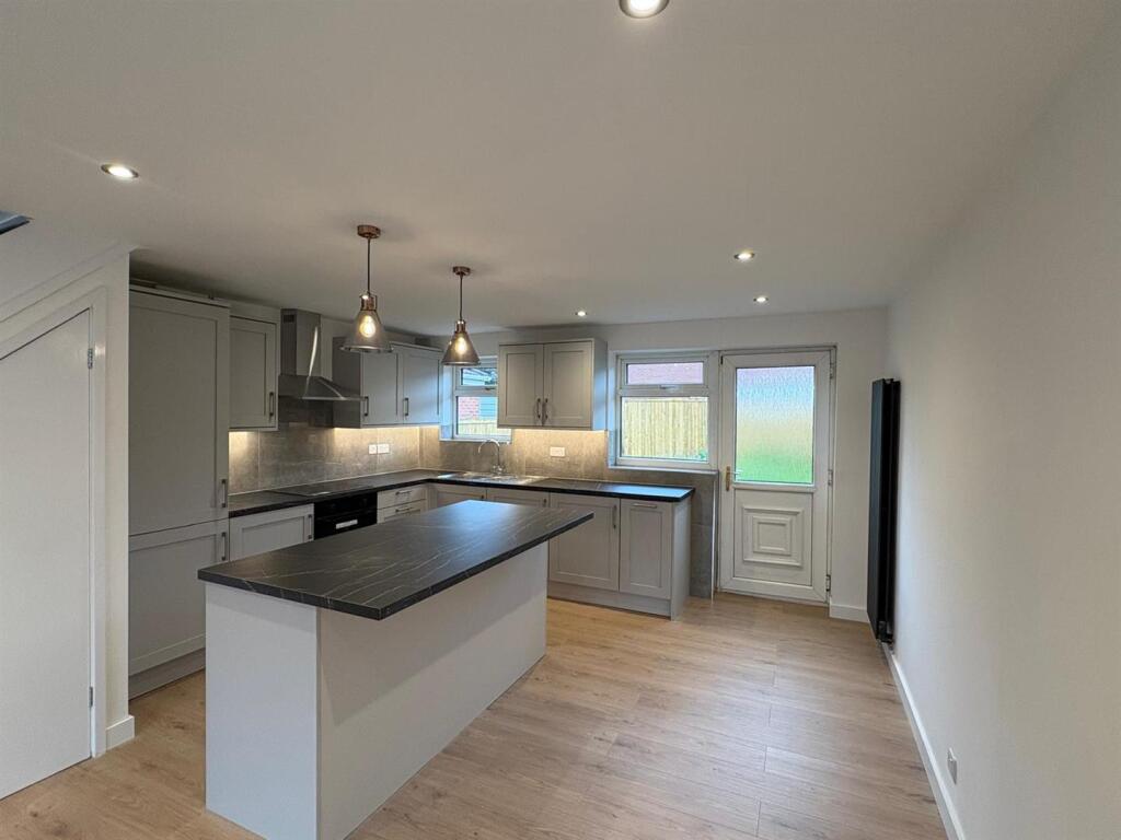 Dunchurch Close, Lostock - View 2