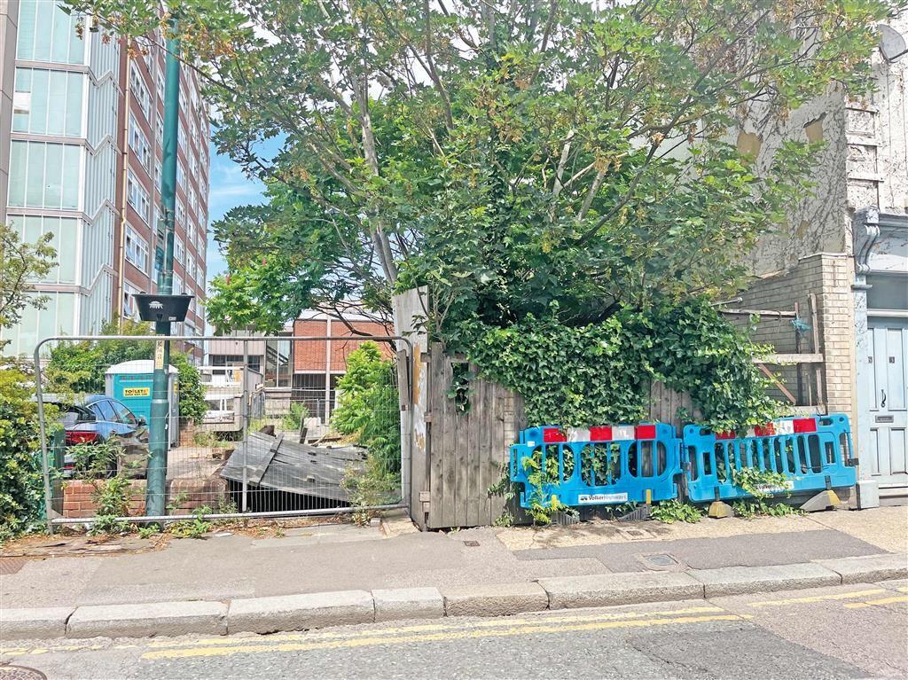 Main image of property: High Street, CHATHAM