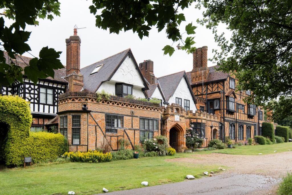 Main image of property: Commonwood, Sarratt, Kings Langley, Hertfordshire, WD4