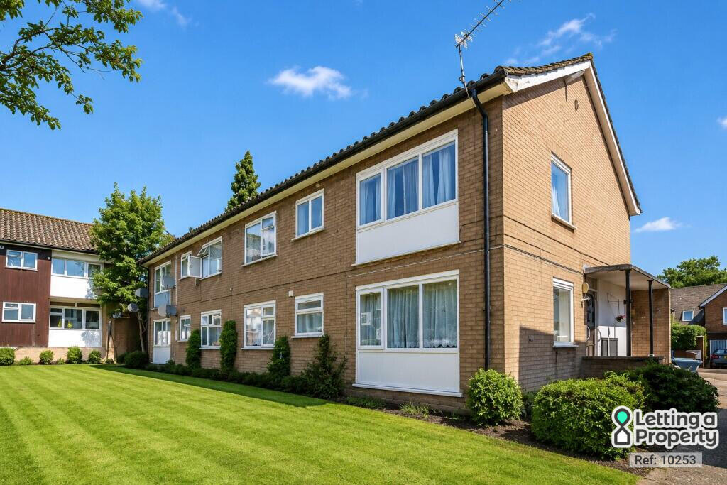 Main image of property: Ray Gardens, Stanmore, Greater London, HA7 3DR