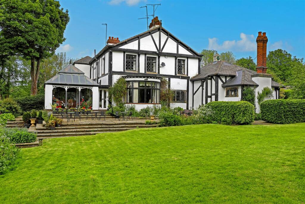 4-bed house on Westerhill House, Westerhill,  Ashton-Under-Lyne, £750,000