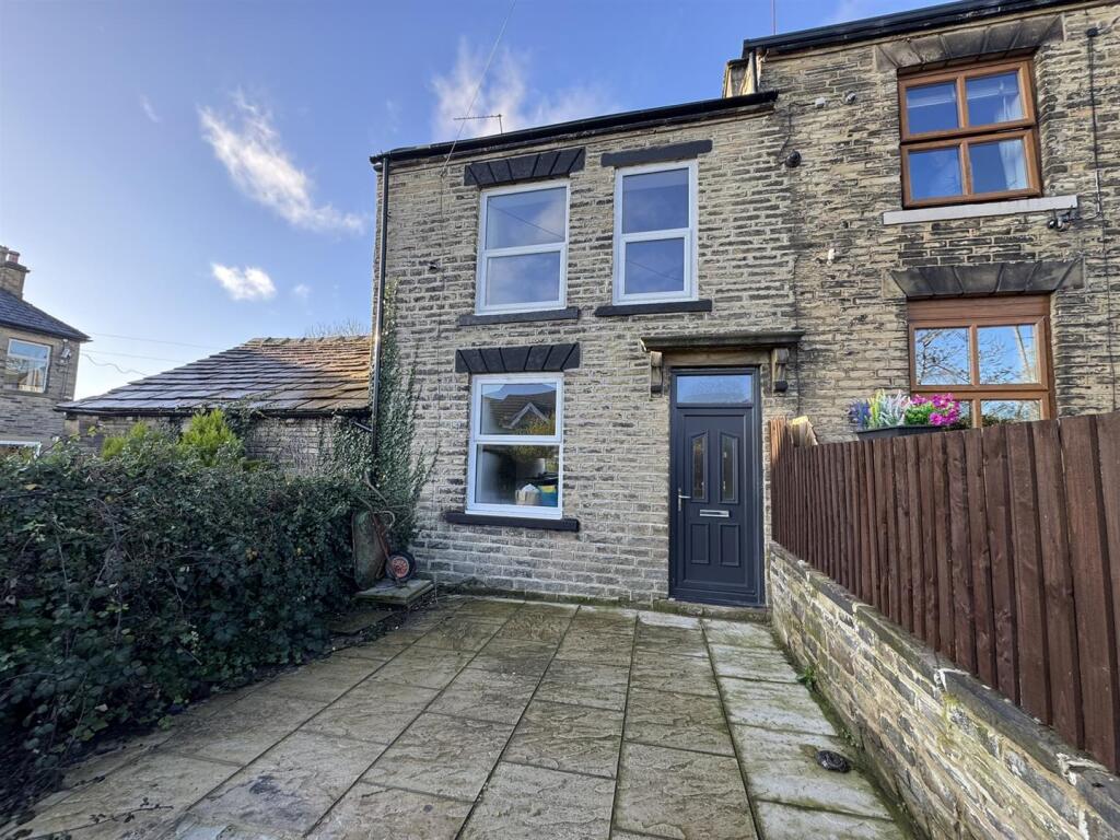 Main image of property: Rose Lynn Terrace, Bradford