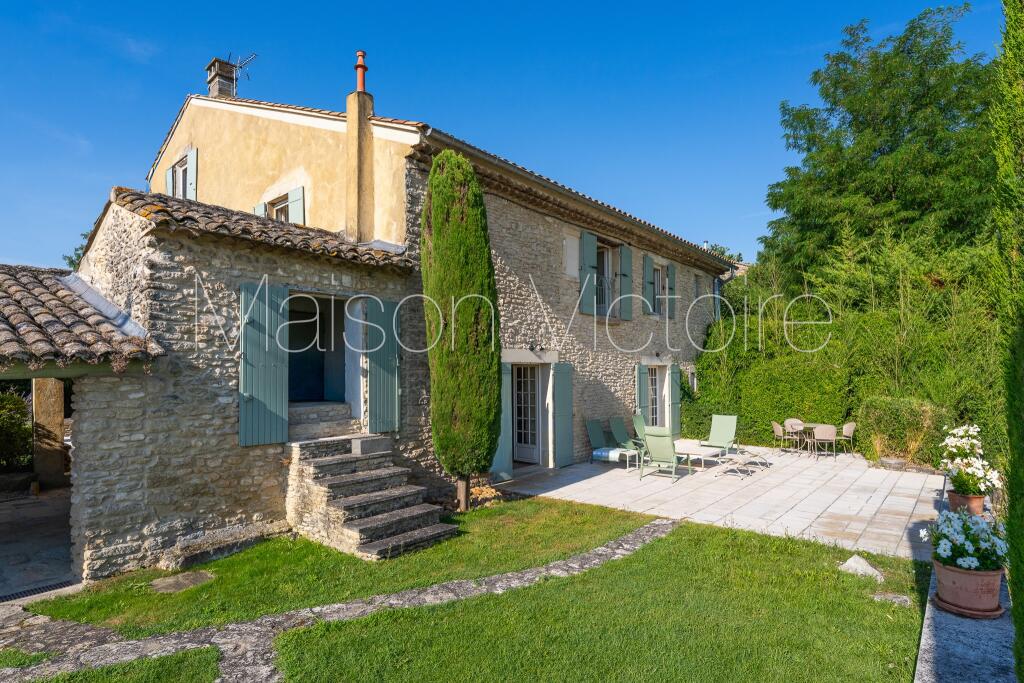 Main image of property: Provence-Alps-Cote d`Azur, Vaucluse, Cabrieres d'Avignon
