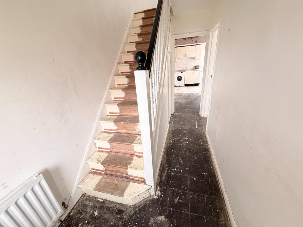 Swinburne Road, Rift House, Hartlepool photo 2