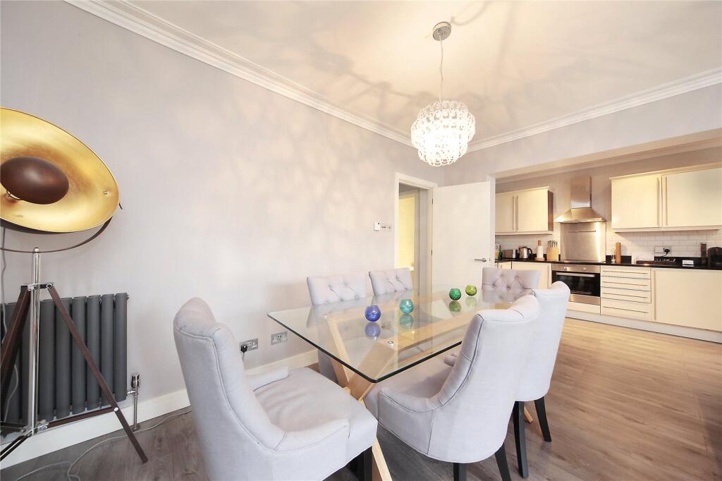 Apartment in London - View 5